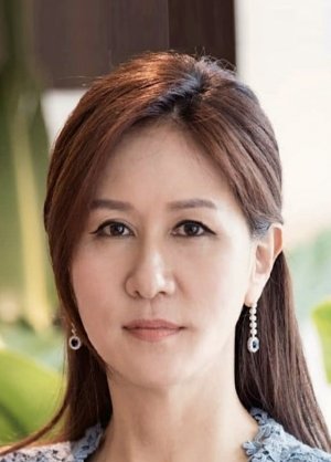 Yoon Ye Hee (1968)